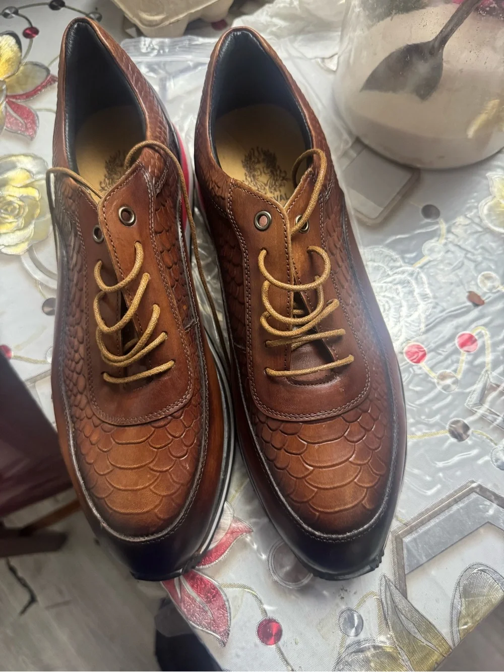 Men's Brown Textured Leather Casual Lace-Up Shoes
